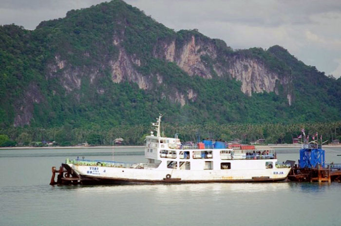 Raja ferry accident