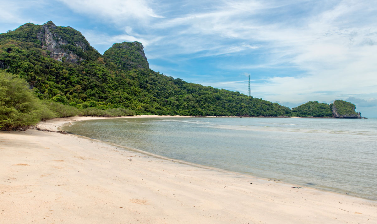 beach koh phaluai